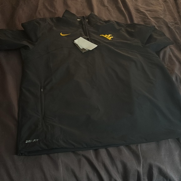 Notre Dame short sleeve 1/2 zip NWT - Picture 3 of 4